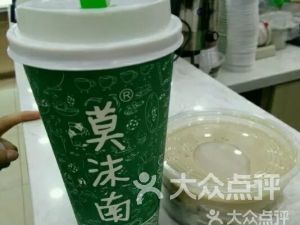 “石油加油站是一家多年的老站,油品質量有保.”